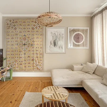 Grand By Homing